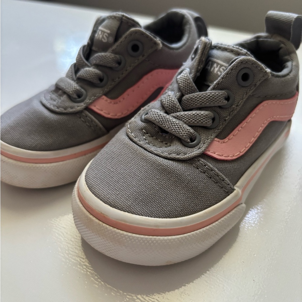 Vans Kids Sneakers in Gray and Pink - Picture 6 of 6